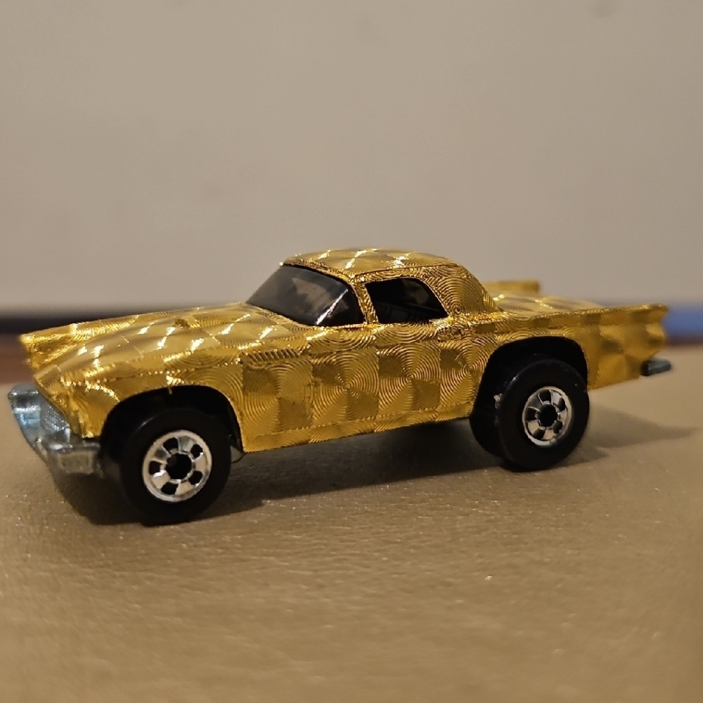 vintage Hot Wheels '57 Ford Thunderbird, specifically a "Gleam Team" edition